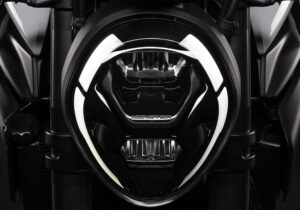 Ducati Frontscheinwerfer Detailaufnahme