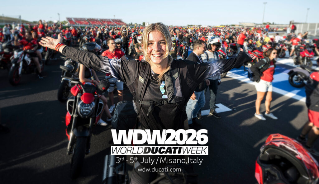 Teilnehmerin bei der World Ducati Week in Misano
